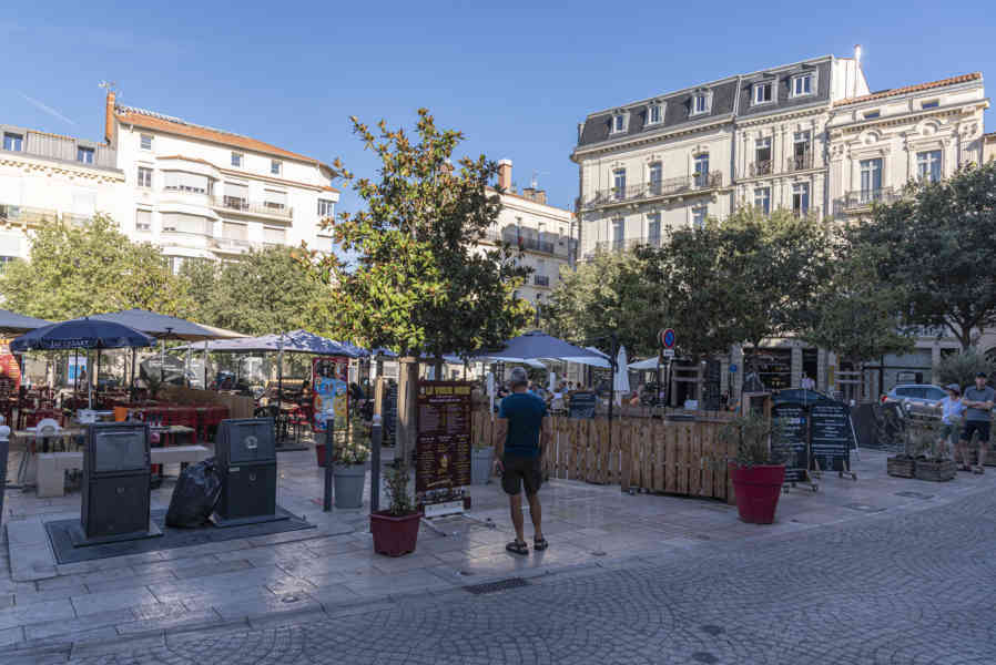 Francia - Béziers 003 - plaza del Forum.jpg